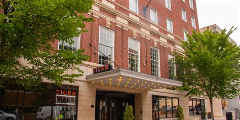 tiger hotel restaurant columbia mo.